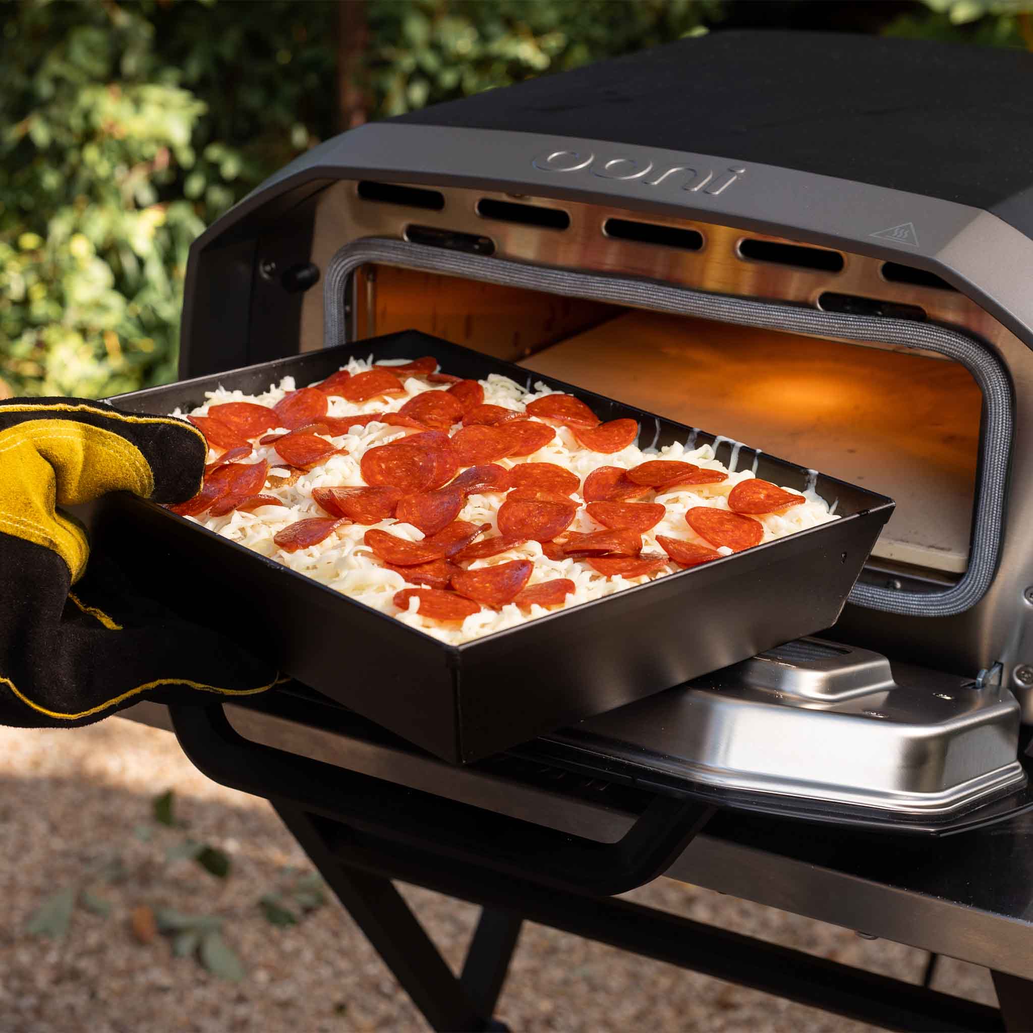 Ooni Detroit-Style Pizza Pan - Medium