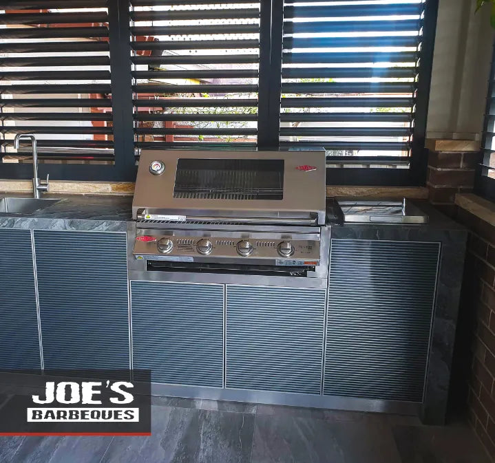 customer's outdoor kitchen