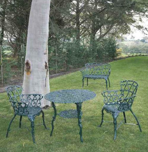 Melton Craft Cast Aluminium Scroll Love Seat Chair