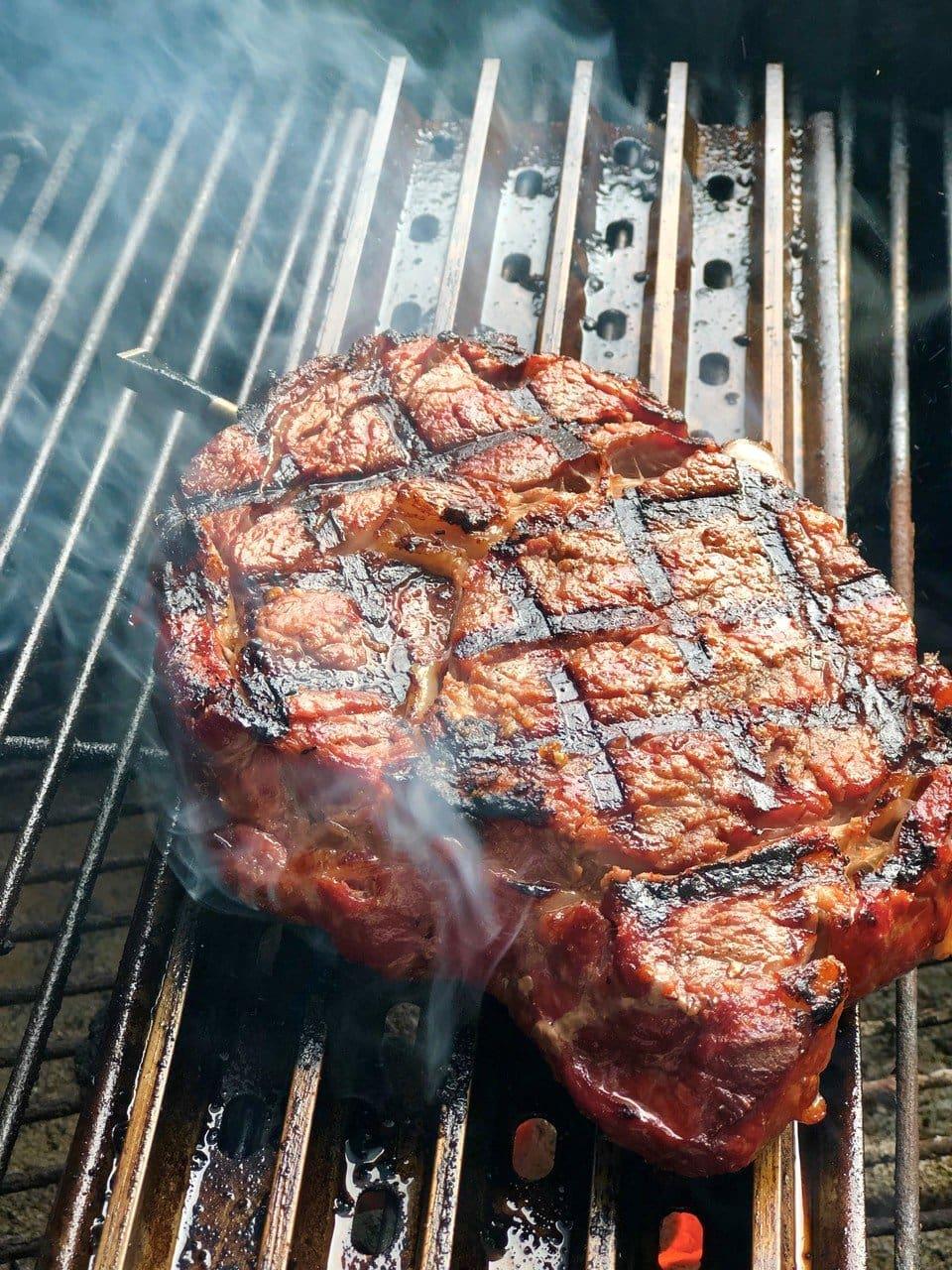 GrillGrates for the 22.5" Kettle Grill - Joe's BBQs