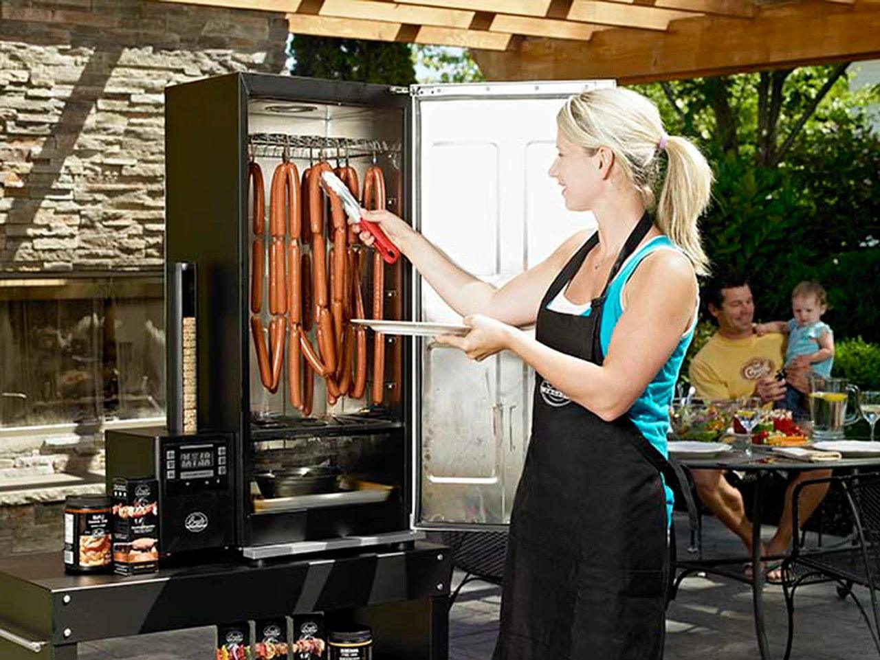 Bradley Digital 6 Rack Smoker - Joe's BBQs