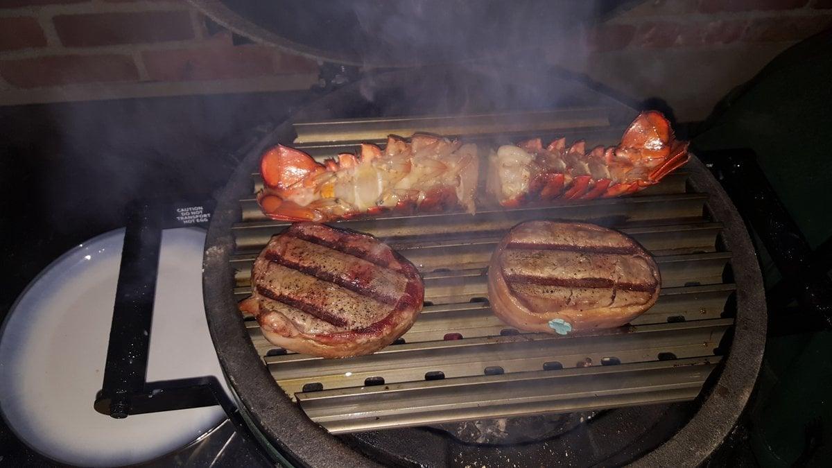 GrillGrates for the 14.5" Weber Kettle Grill, Small Green Egg, MiniMax & Akorn Jr. - Joe's BBQs