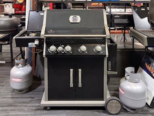 Clearance Sale - Napoleon Rogue Pro 525 Black 4 Burner BBQ with Infrared Sizzle Sideburner