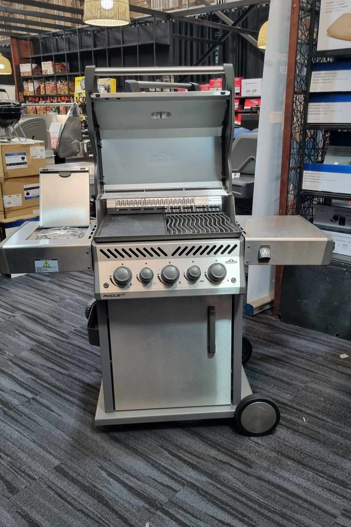 Clearance Sale - Napoleon Rogue RSE 425 3 Burner SS BBQ with Side Burner