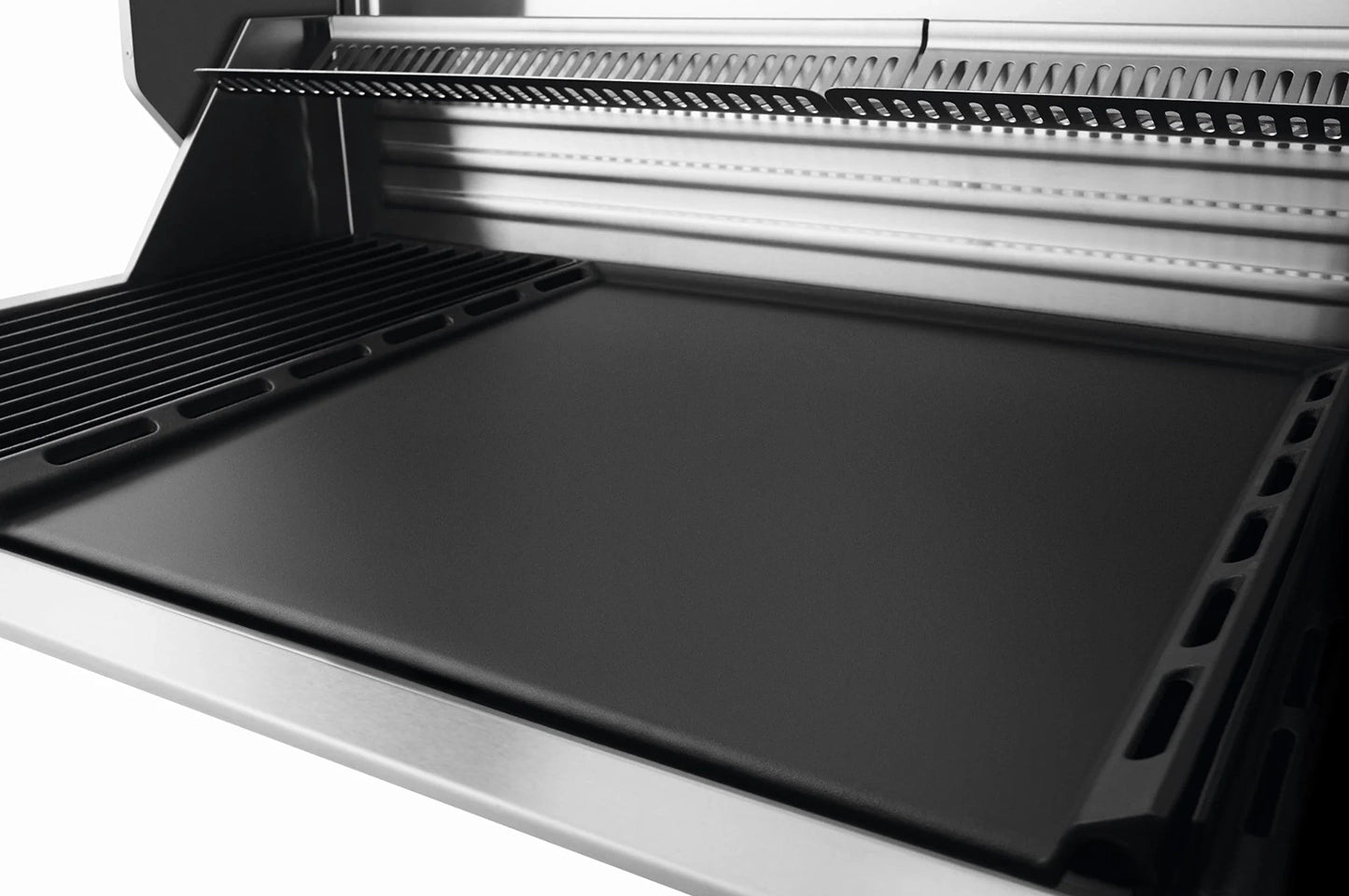 Beefeater Signature Proline 6B BBQ and Side Burner + Gozney Dome Black Pizza Oven and Accessories Package Deal