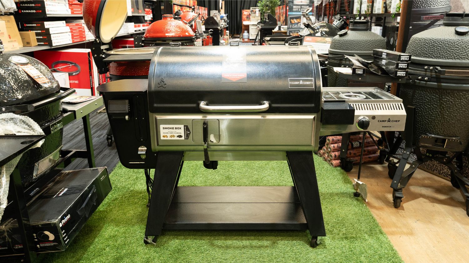 Clearance Sale - Camp Chef Woodwind Pro 36 with Sidekick