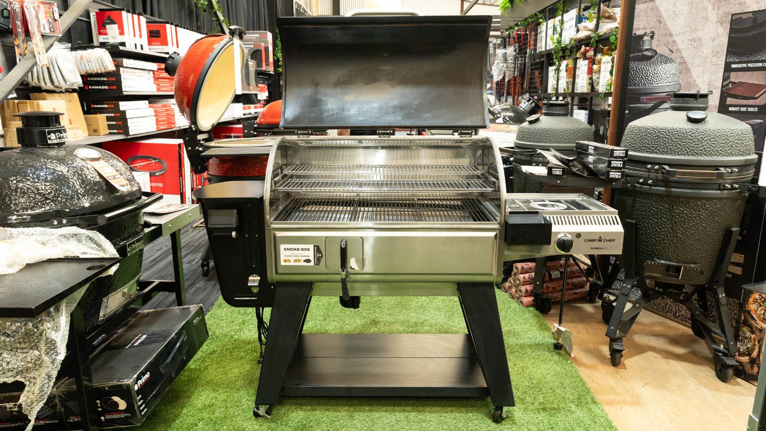Clearance Sale - Camp Chef Woodwind Pro 36 with Sidekick
