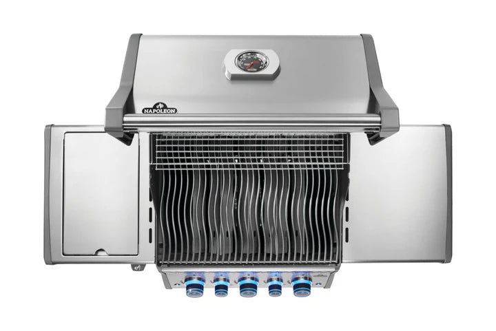 Napoleon Rogue Pro-S 425 Stainless Steel 3 Burner BBQ Essential Bundle