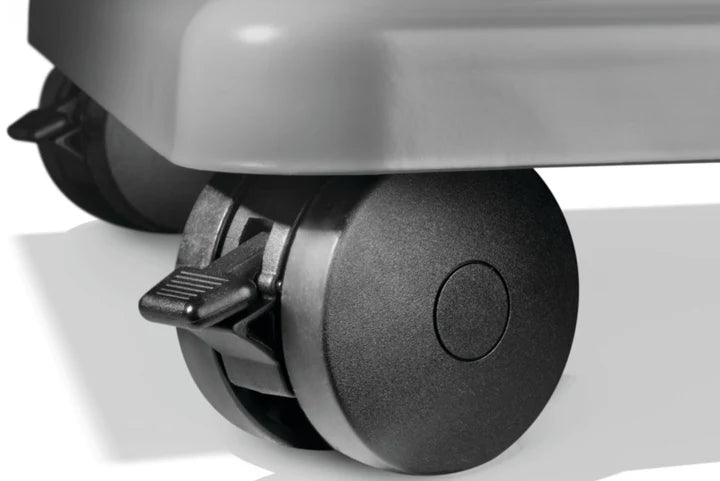 Napoleon Rogue Pro-S 425 Stainless Steel 3 Burner BBQ Essential Bundle