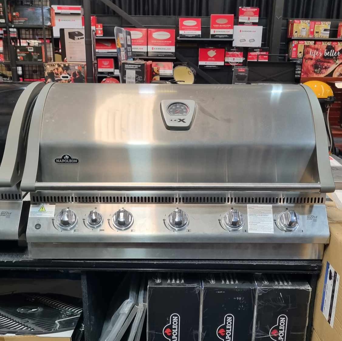 Clearance Sale - Napoleon LEX 730 Built In BBQ