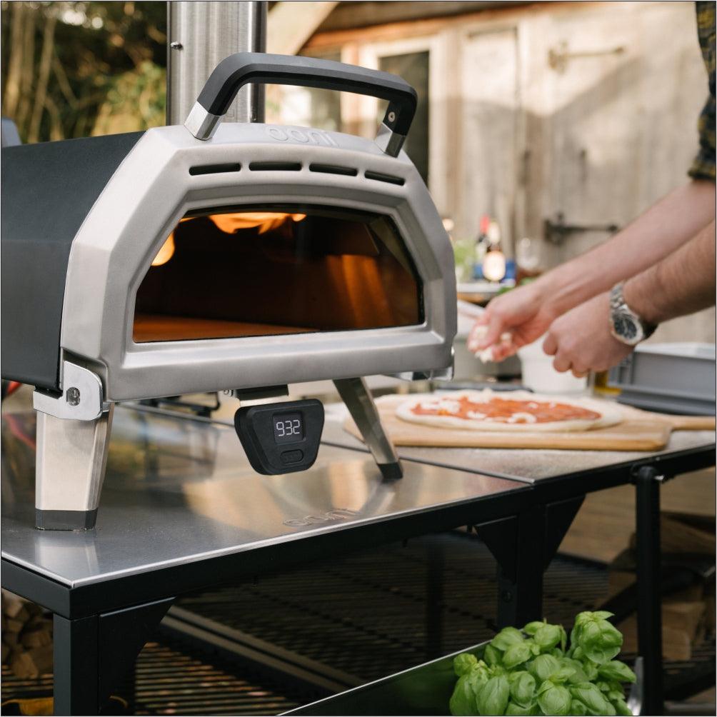 Clearance Sale - Ooni Karu 16 Portable Wood & Charcoal Outdoor Pizza Oven